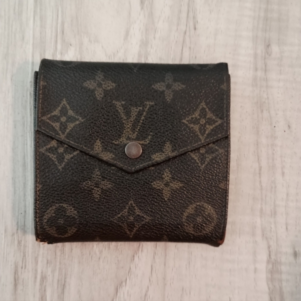 Authentic LOUIS VUITTON LV Monogram Canvas Leather Trifold Compact Clutch Wallet
